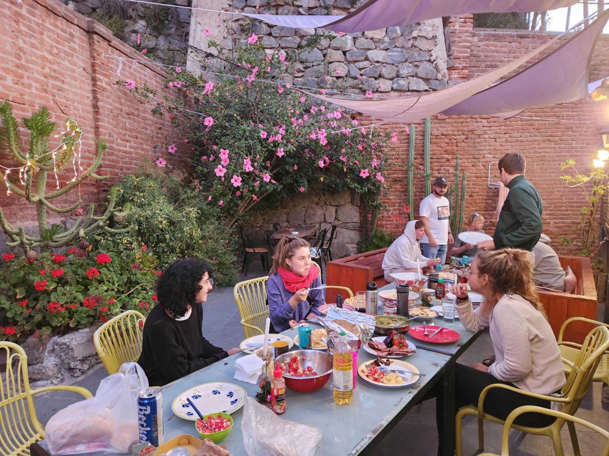 La Casa Piola Hostel Valparaíso Buitenkant foto