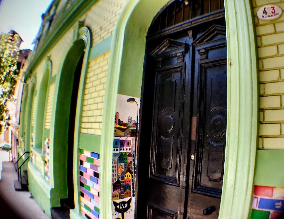 La Casa Piola Hostel Valparaíso Buitenkant foto